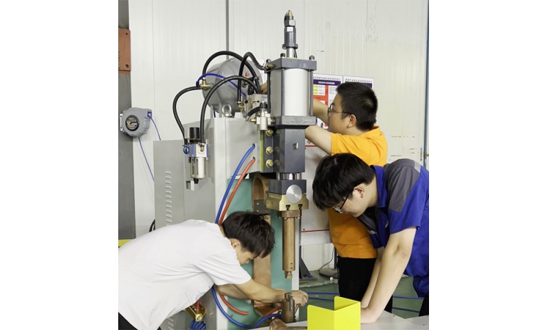 點焊機維護